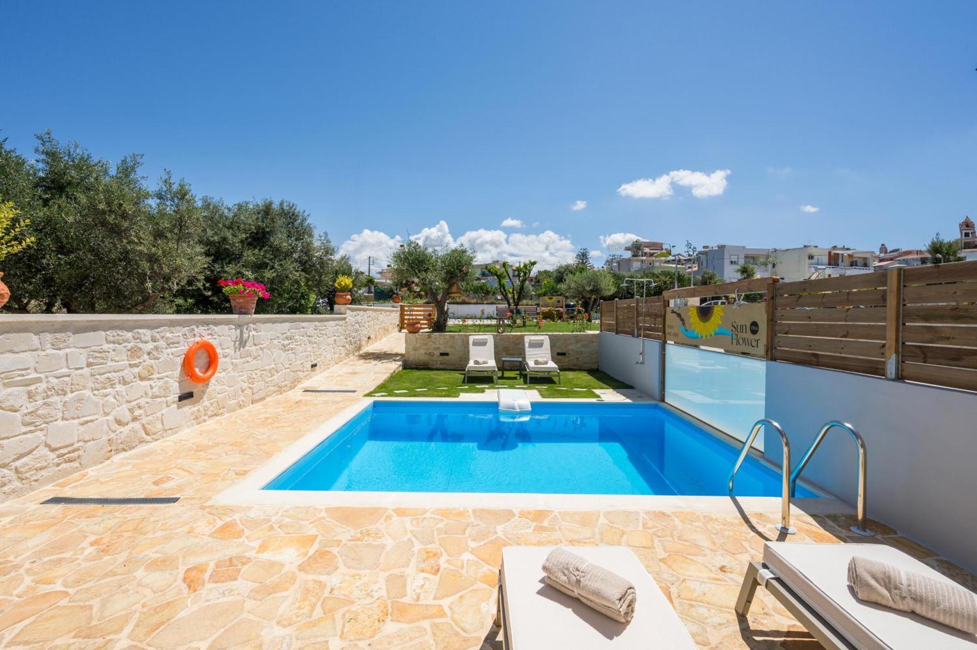 Sun Flower Villas With Sea View Agia Marina  Exterior photo